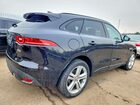 2017 Jaguar F-pace R - Sport Black vin: SADCL2BV1HA495778