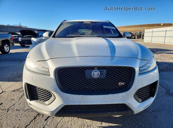 SADCM2BV5HA099477 2017 JAGUAR F-PACE Белый Вид спереди