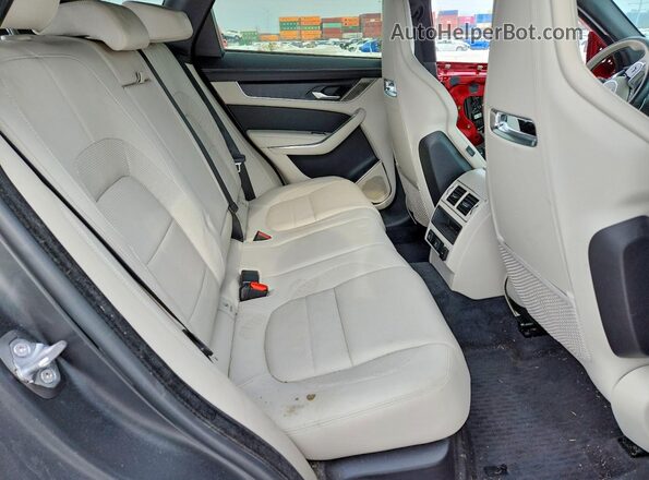 SADCT2FU8RA722645 2024 JAGUAR F-PACE Red Vista interior trasera