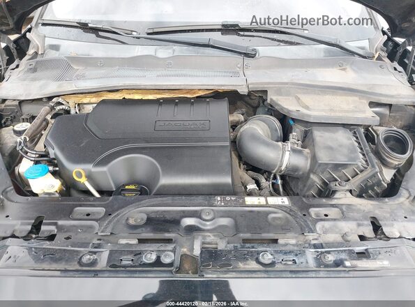 SADFJ2FX0K1Z42302 2019 JAGUAR E-PACE Черный Вид сзади