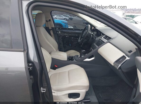SADFJ2FX8K1Z36201 2019 JAGUAR E-PACE Серый Вид салона спереди