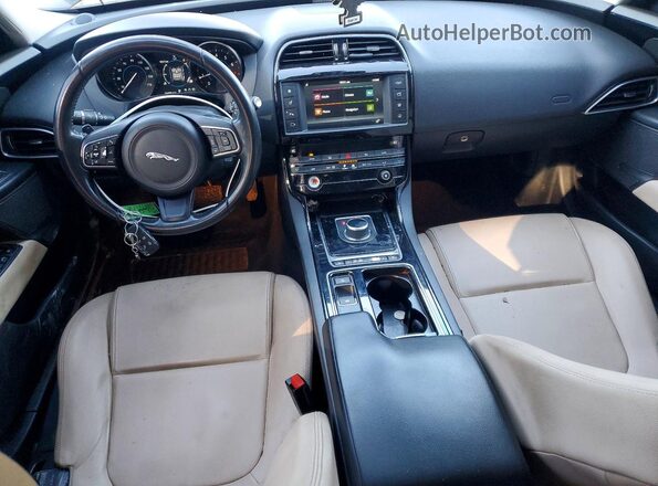 SAJAD4FX7JCP38402 2018 JAGUAR XF Черный Вид панели приборов