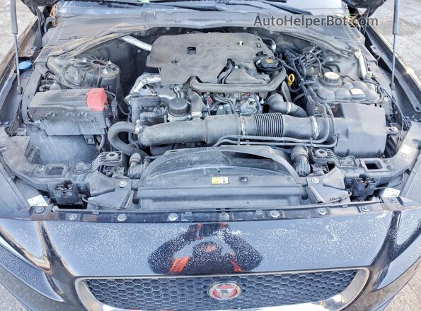 SAJAD4FX7JCP38402 2018 JAGUAR XF Черный Вид задней части салона