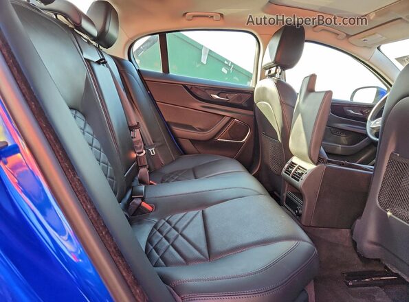 SAJAE4FXXLCP60314 2020 JAGUAR XF Синий Вид задних сидений