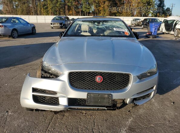 SAJAJ4FX4JCP21694 2018 JAGUAR XF Серебряный Вид спереди