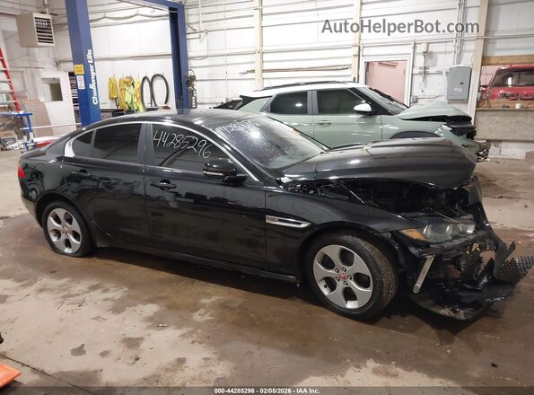 SAJAR4FX0JCP39263 2018 JAGUAR XF Black Widok wnętrza z tyłu