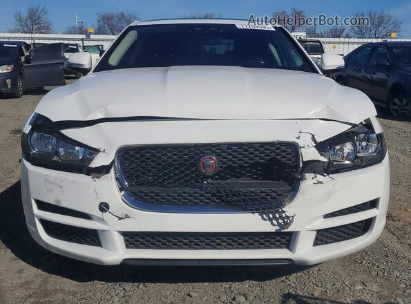 SAJAS4FX7KCP52694 2019 JAGUAR XF Белый Вид спереди