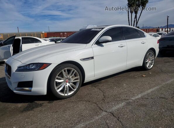 SAJBE4BV0GCY13973 2016 JAGUAR XF Белый Передняя левая четверть