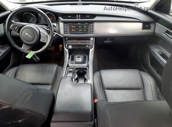 SAJBJ4BV6GCY22074 2016 JAGUAR XF Black Dashboard view