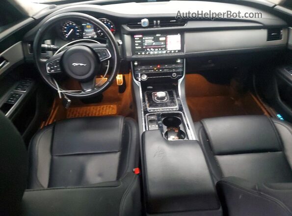 SAJBJ4FX4KCY79037 2019 JAGUAR XF White Вид панелі приладів