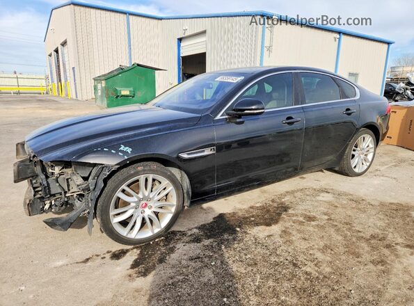 SAJBK4BVXGCY15660 2016 JAGUAR XF Черный Передняя левая четверть