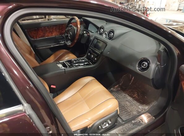 SAJWJ1CD1G8V99080 2016 JAGUAR XJ Purple Vista interior delantera