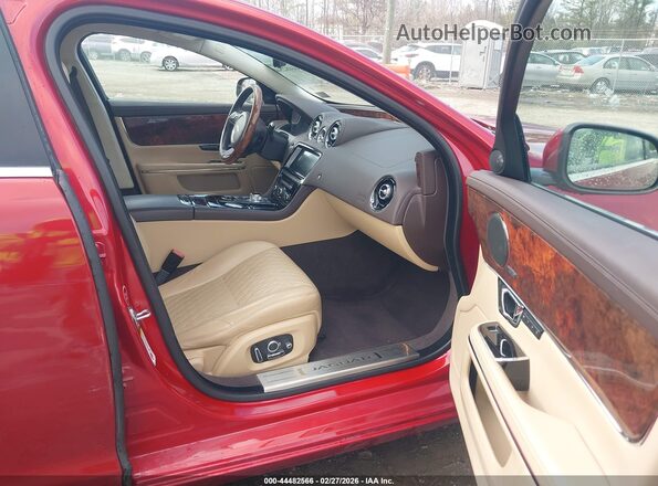 SAJWJ2GD5J8W13814 2018 JAGUAR XJ Красный Вид салона спереди