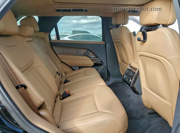 SAL1P9EU0RA179317 2024 LAND ROVER RANGE Черный Вид задней части салона