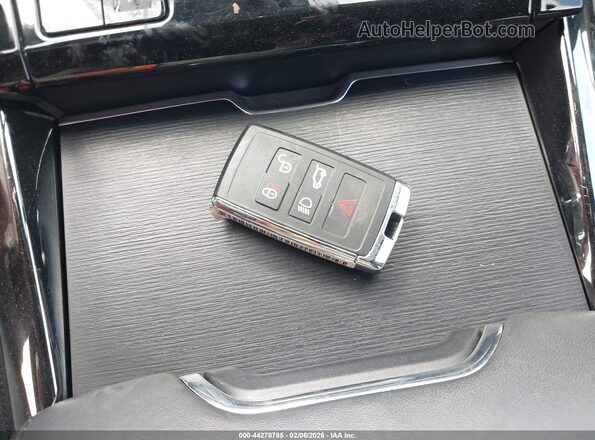 SAL1P9EU1RA172618 2024 LAND ROVER RANGE ROVER SPORT Черный Вид панели приборов
