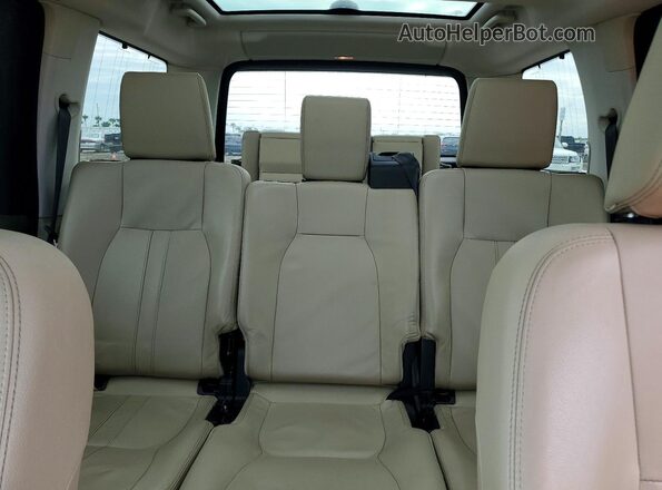 SALAG2V62GA783988 2016 LAND ROVER LR4 Белый Вид задних сидений