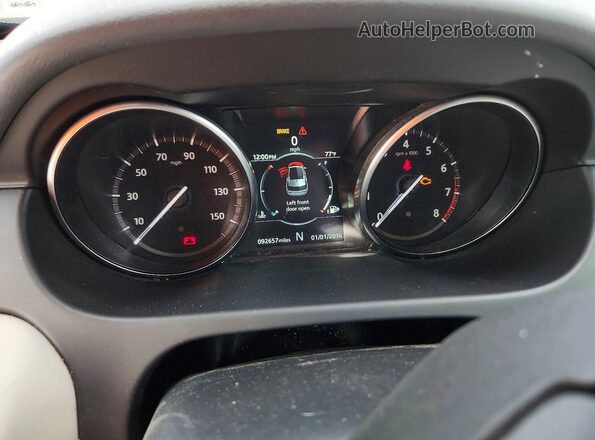 SALCP2FX8KH789813 2019 LAND ROVER DISCOVERY Черный Вид щитка приборов