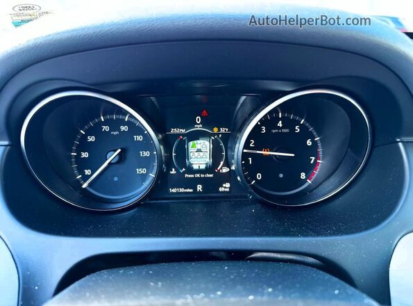 SALCP2RX8JH770513 2018 LAND ROVER DISCOVERY Синий Вид щитка приборов