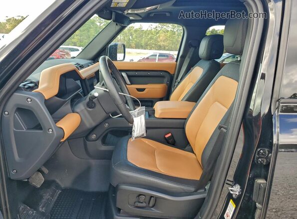 SALE27EU7R2283382 2024 LAND ROVER DEFENDER Черный Вид салона спереди