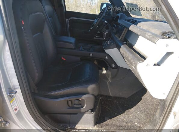 SALE37RU4M2044016 2021 LAND ROVER DEFENDER Серебряный Вид салона спереди