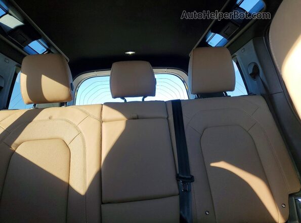 SALEJ7EX9S2429302 2025 LAND ROVER DEFENDER Серый Вид задних сидений