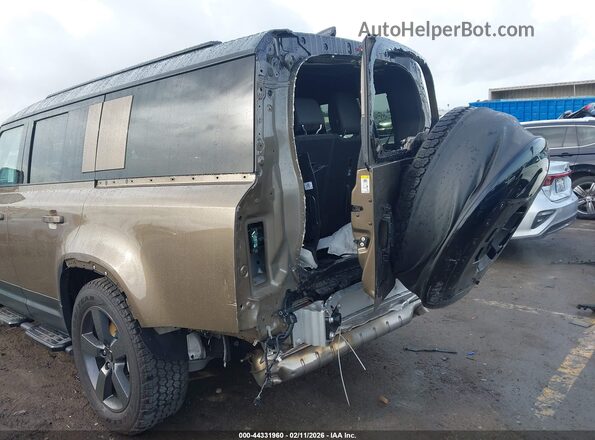 SALEJFFU7S2453063 2025 LAND ROVER DEFENDER Коричневый 