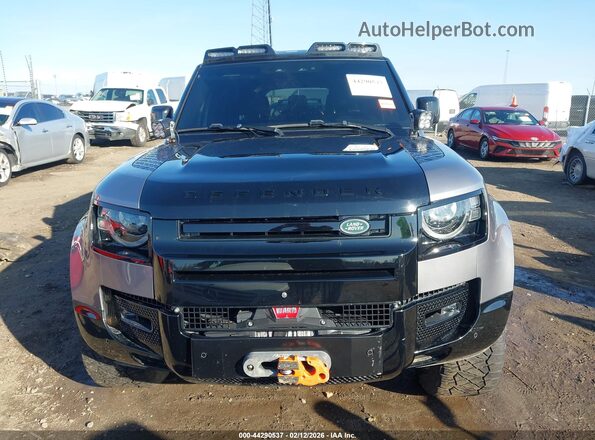 SALEXFEUXP2171216 2023 LAND ROVER DEFENDER Gray Սալոնի հետևի տեսք