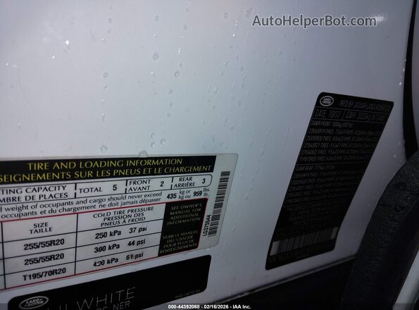 SALGS2FV8HA375544 2017 LAND ROVER RANGE ROVER White Vista del compartimento del motor
