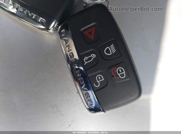 SALGS2PF3GA314284 2016 LAND ROVER RANGE ROVER  Widok deski rozdzielczej