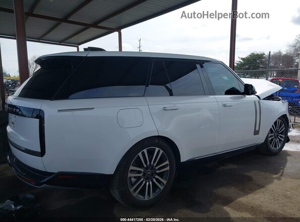 SALKP9E98SA292373 2025 LAND ROVER RANGE ROVER White Widok wnętrza z tyłu