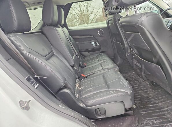 SALRRBBV2HA028916 2017 LAND ROVER DISCOVERY Белый Вид задней части салона