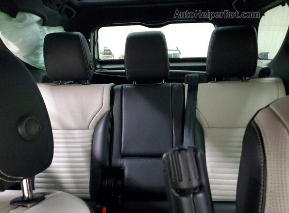 SALRT2RX8M2448306 2021 LAND ROVER DISCOVERY Silver Vista de los asientos traseros