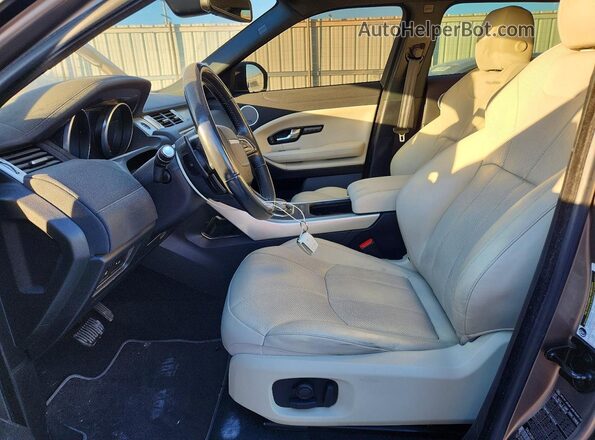 SALVR2BG3GH146155 2016 LAND ROVER RANGE Желто-коричневый Вид салона спереди