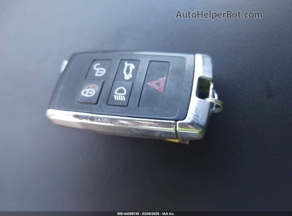 SALWR2RVXJA699264 2018 LAND ROVER RANGE ROVER SPORT Silver Widok deski rozdzielczej
