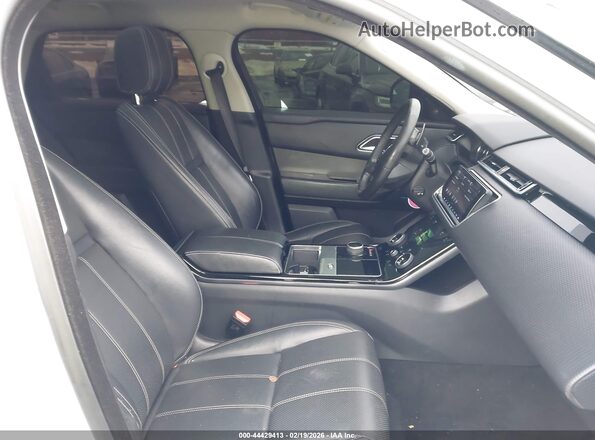SALYB2EX0KA797175 2019 LAND ROVER RANGE ROVER VELAR Белый Вид салона спереди