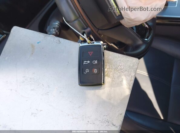 SALYJ2EX1SA399797 2025 LAND ROVER RANGE ROVER VELAR Белый Вид панели приборов