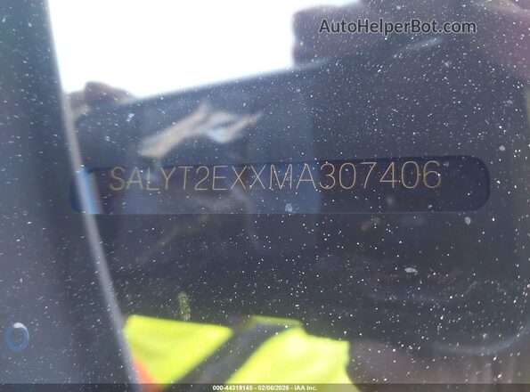 SALYT2EXXMA307406 2021 LAND ROVER RANGE ROVER VELAR White Widok komory silnika