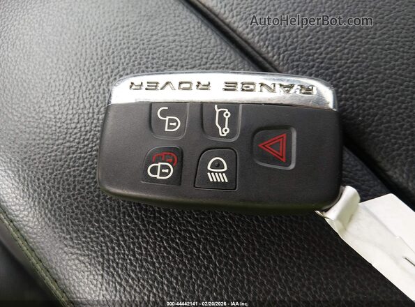 SALZJ2FX0MH132891 2021 LAND ROVER RANGE ROVER EVOQUE White Вид панелі приладів