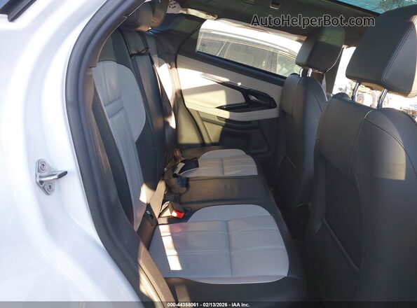 SALZL2FX7PH204250 2023 LAND ROVER RANGE ROVER EVOQUE White Widok naklejki z numerem VIN