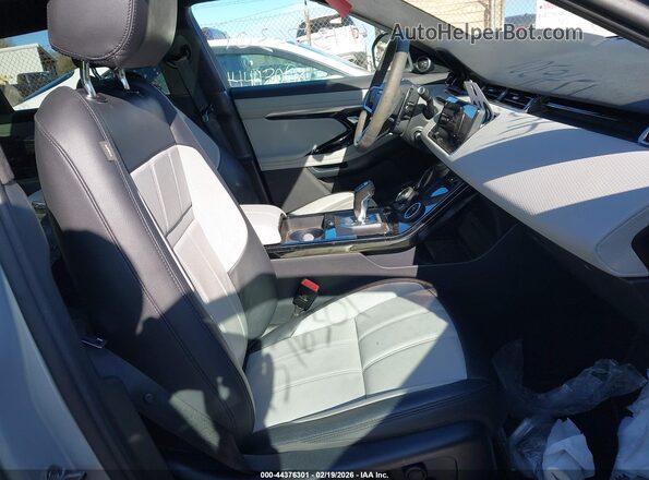 SALZW2GX7PH211091 2023 LAND ROVER RANGE ROVER EVOQUE Серый Вид салона спереди