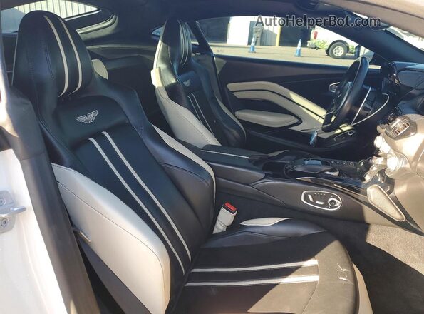 SCFSMGAW8KGN00881 2019 ASTON MARTIN VANTAGE Black Vista de los asientos traseros