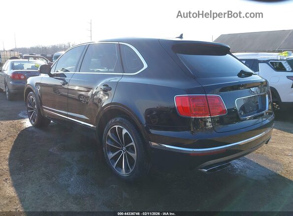 SJAAC2ZV6JC017909 2018 BENTLEY BENTAYGA Черный Задняя левая четверть