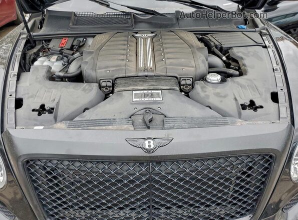 SJAAC2ZV7HC013149 2017 BENTLEY BENTAYGA Black Widok wnętrza z tyłu