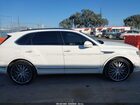 2021 Bentley Bentayga V8 Белый vin: SJAAM2ZV6MC035120