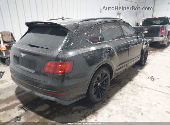 SJAAR2ZV6LC028670 2020 BENTLEY BENTAYGA Черный Задняя правая четверть