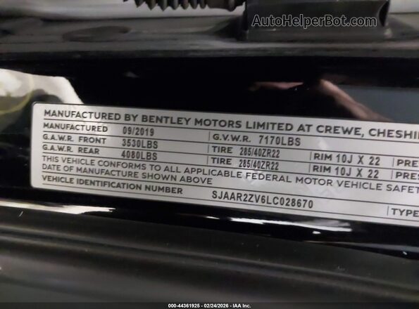 SJAAR2ZV6LC028670 2020 BENTLEY BENTAYGA Черный Вид подкапотного пространства