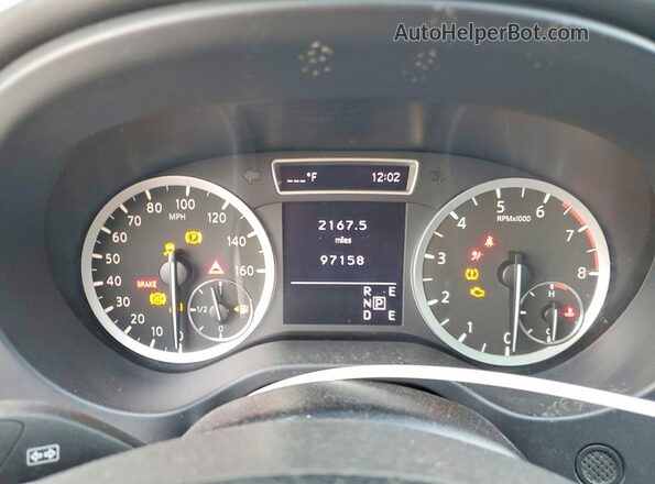 SJKCH5CP6KA007301 2019 INFINITI QX30 Pink Widok zestawu wskaźników
