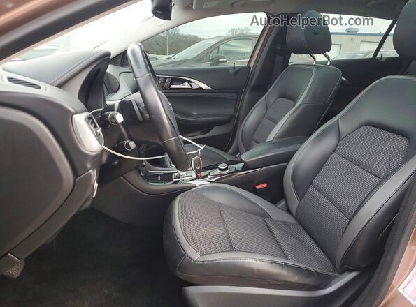 SJKCH5CP6KA007301 2019 INFINITI QX30 Pink Widok wnętrza z przodu