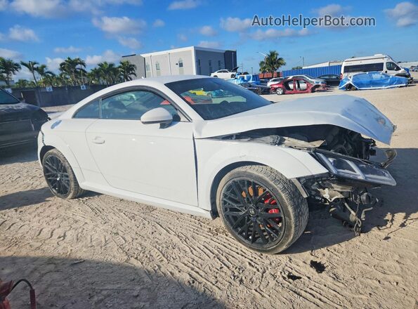 TRUC5AFV1G1028083 2016 AUDI TT Белый Передняя правая четверть