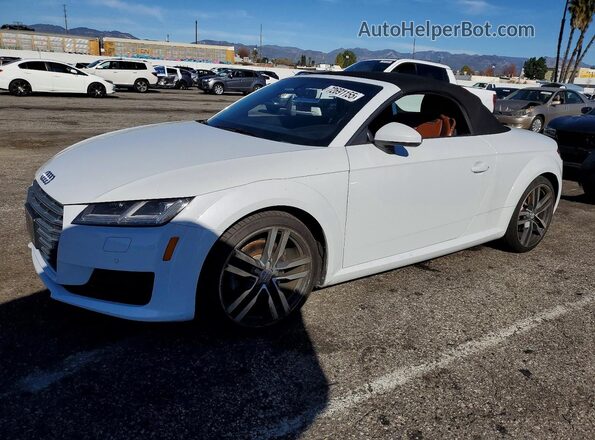 TRUT5CFV1J1007060 2018 AUDI TT White Front left